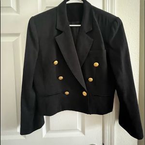 The perfect double breasted crop jacket.